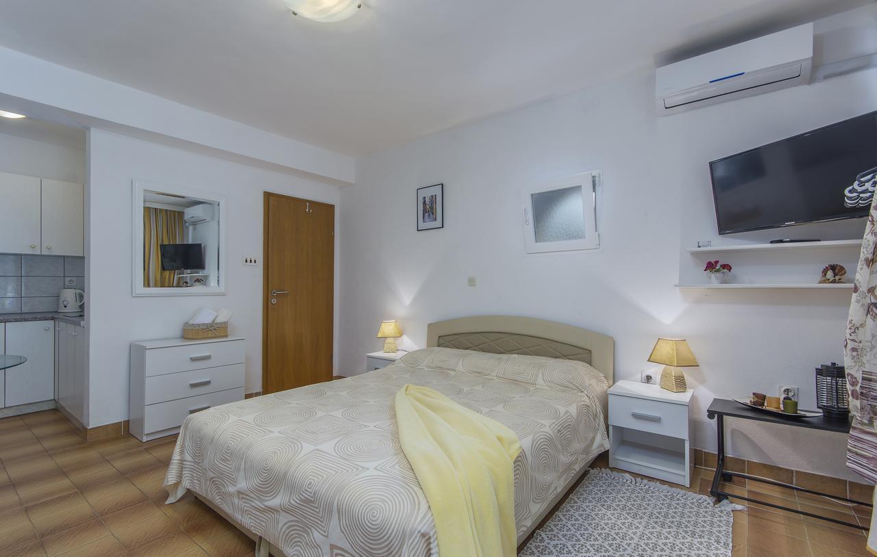 Apartments Ana - Rovinj Kültér fotó